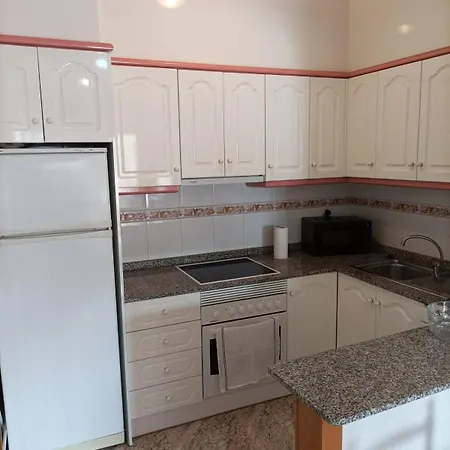 Turistico Con 2 شقة *