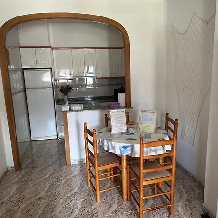 شقة Turistico Con 2 *